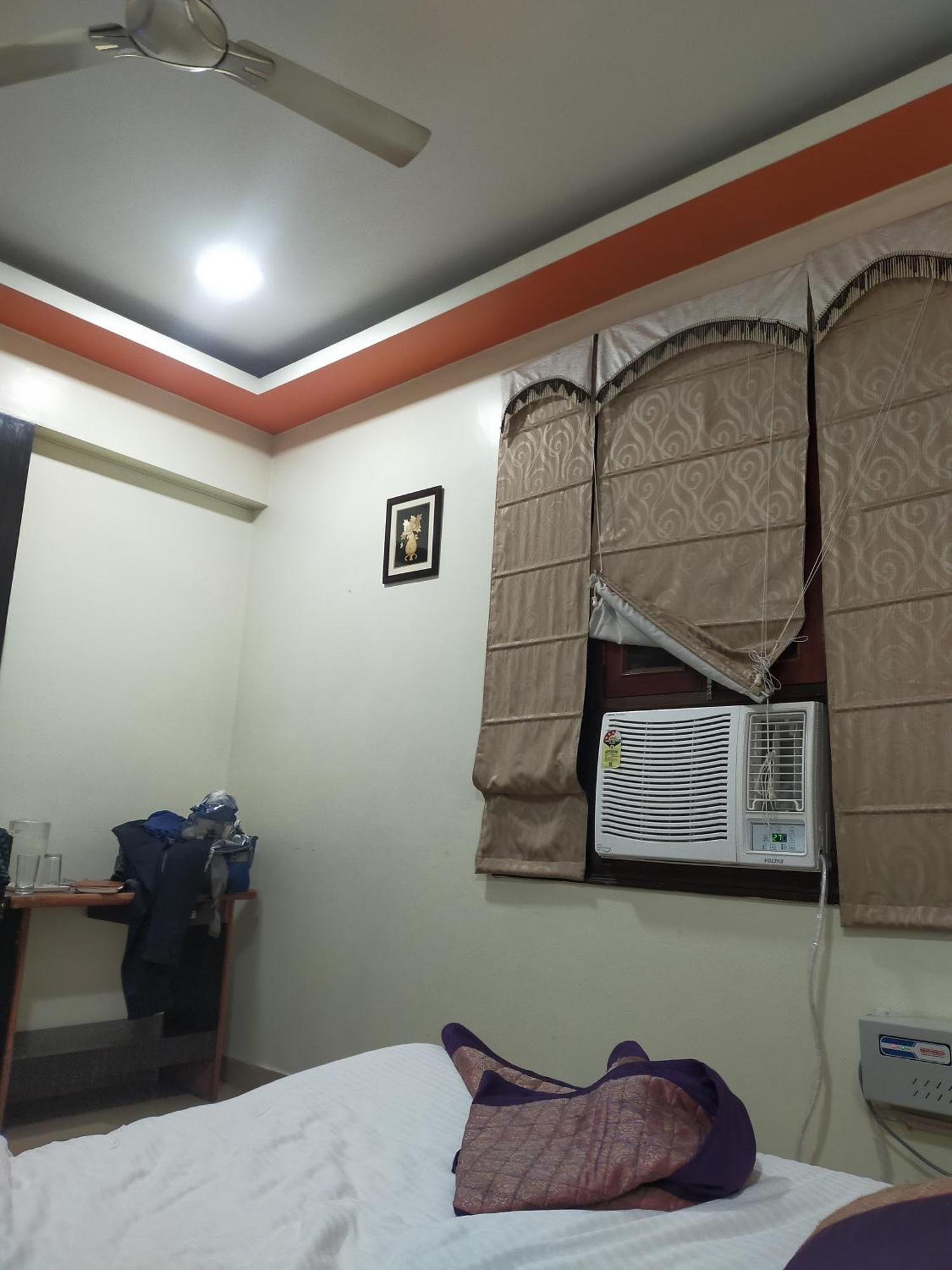 Babian Inn Lucknow Bagian luar foto